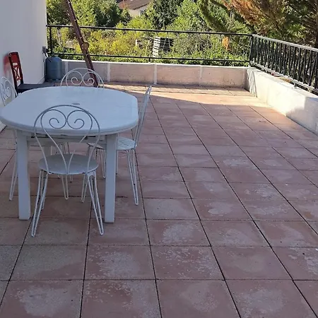 Lejlighed A L'etage Avec Grande Terrasse - Climatise - 3 Condom