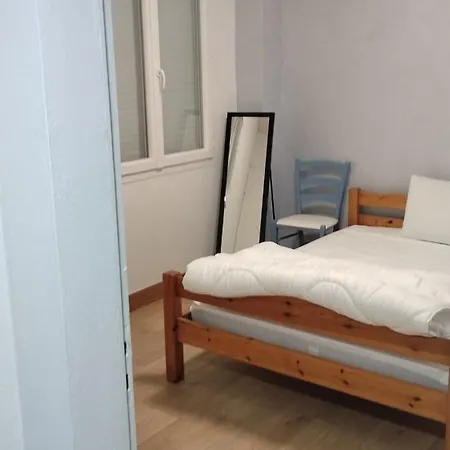 Lägenhet A L'etage Avec Grande Terrasse - Climatise - 3